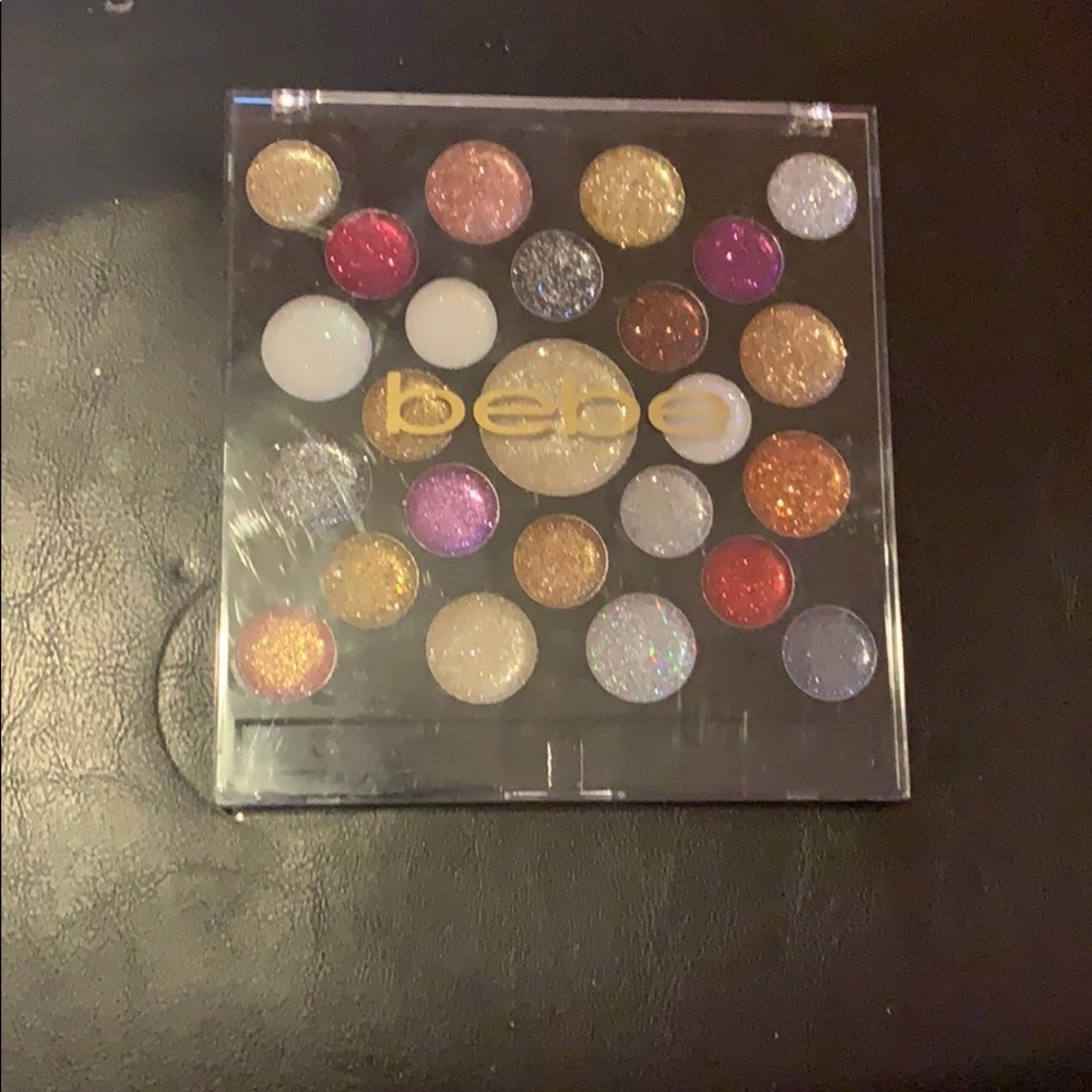 Bebe makeup pallet